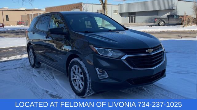 Used 2019 Chevrolet Equinox LS w/ LS Convenience Package image 2