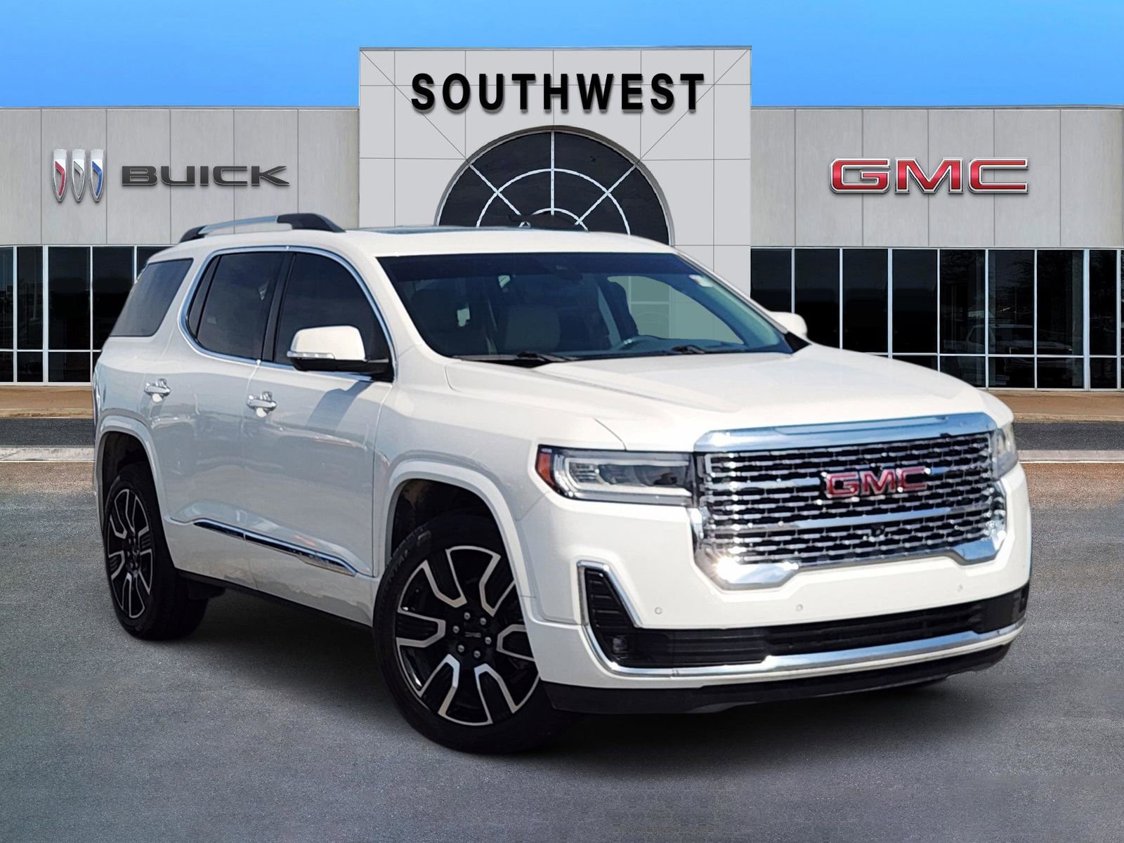 Used 2021 GMC Acadia Denali w/ Denali Technology Package