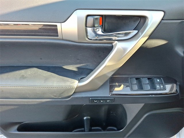 Used 2020 Lexus GX 460 Premium image 12