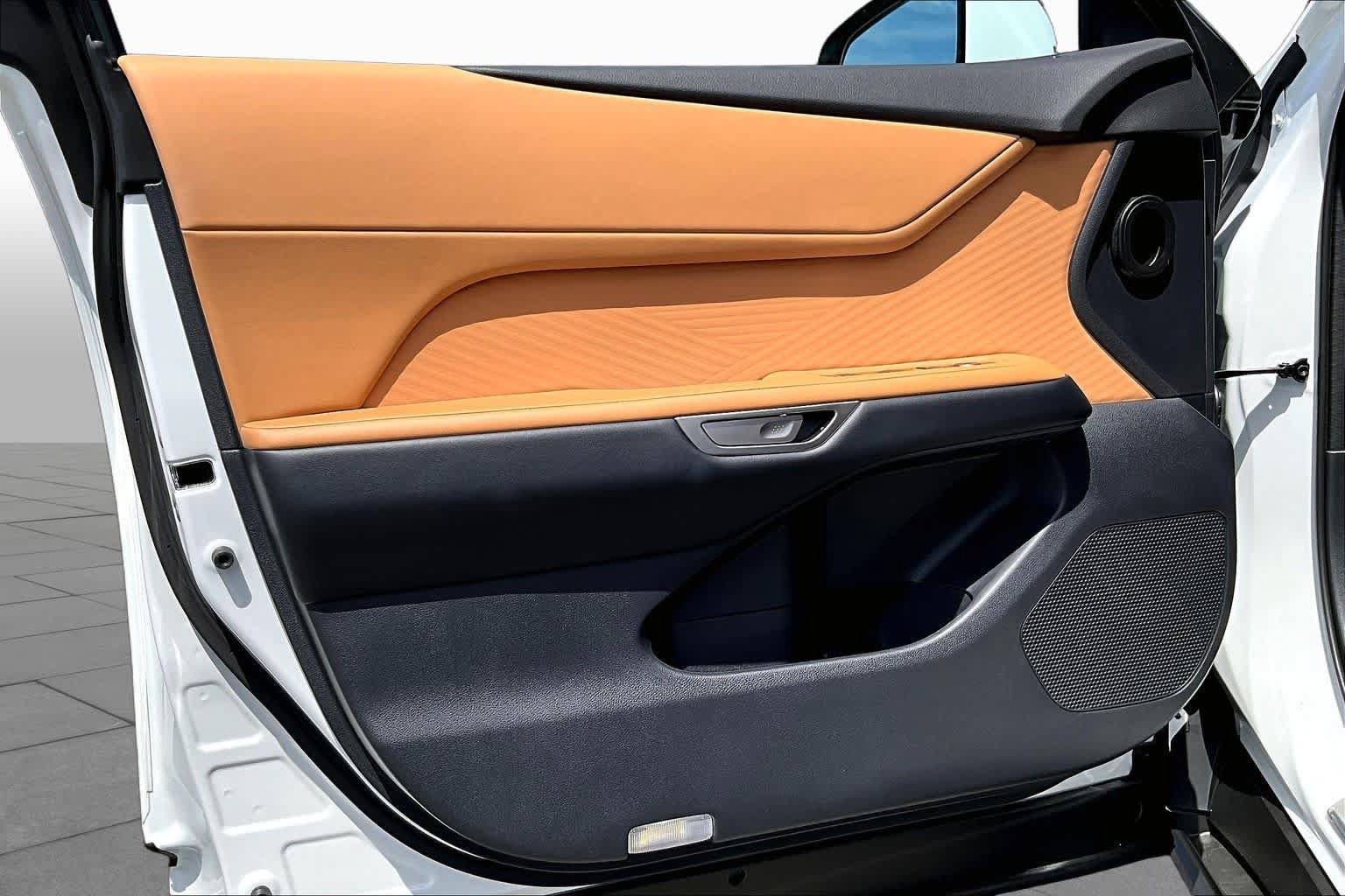 New 2026 Lexus ES 350e w/ Convenience Package FWD image 16