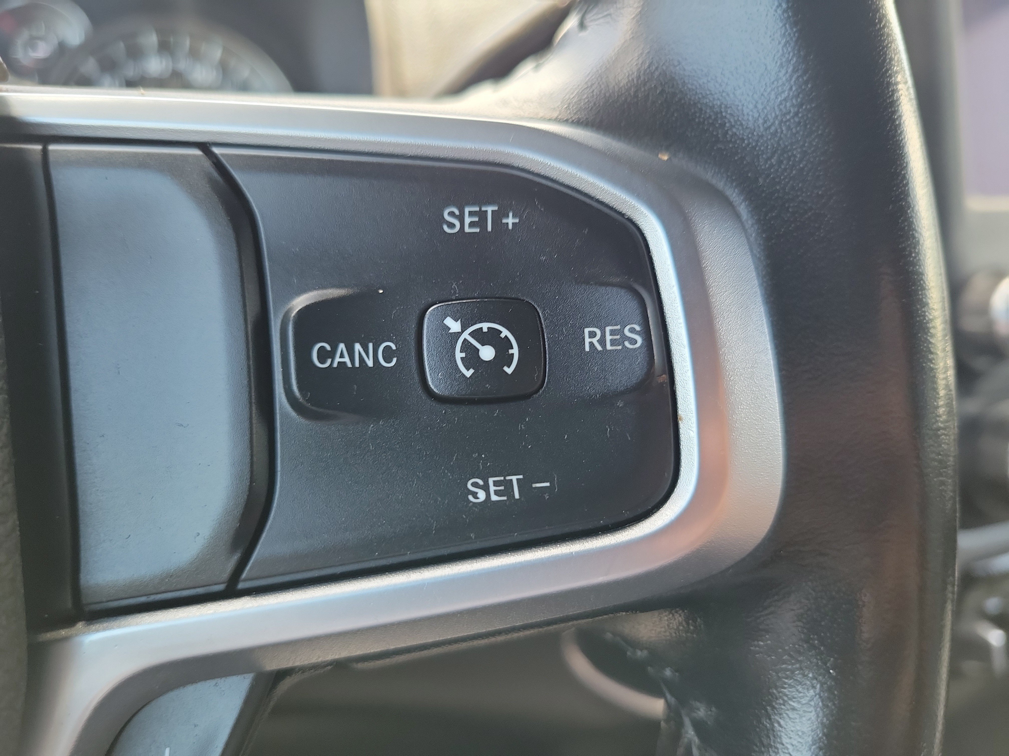 Used 2024 RAM 3500 Big Horn AWD/4WD image 21