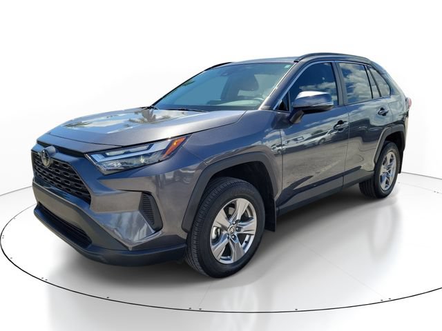 Used 2025 Toyota RAV4 XLE w/ Convenience Package FWD image 2
