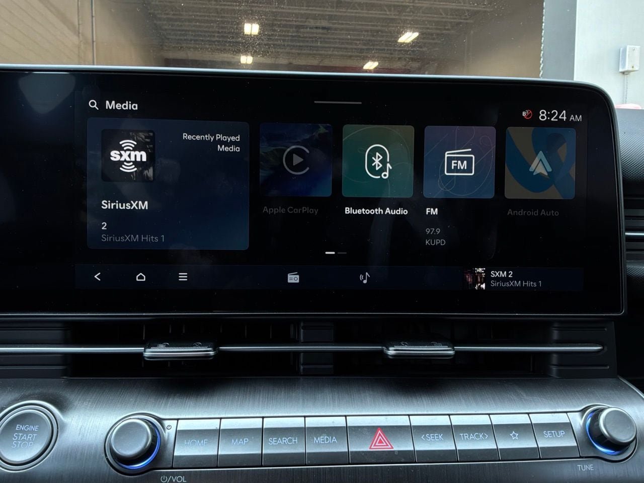 Used 2025 Hyundai Kona SEL FWD image 32