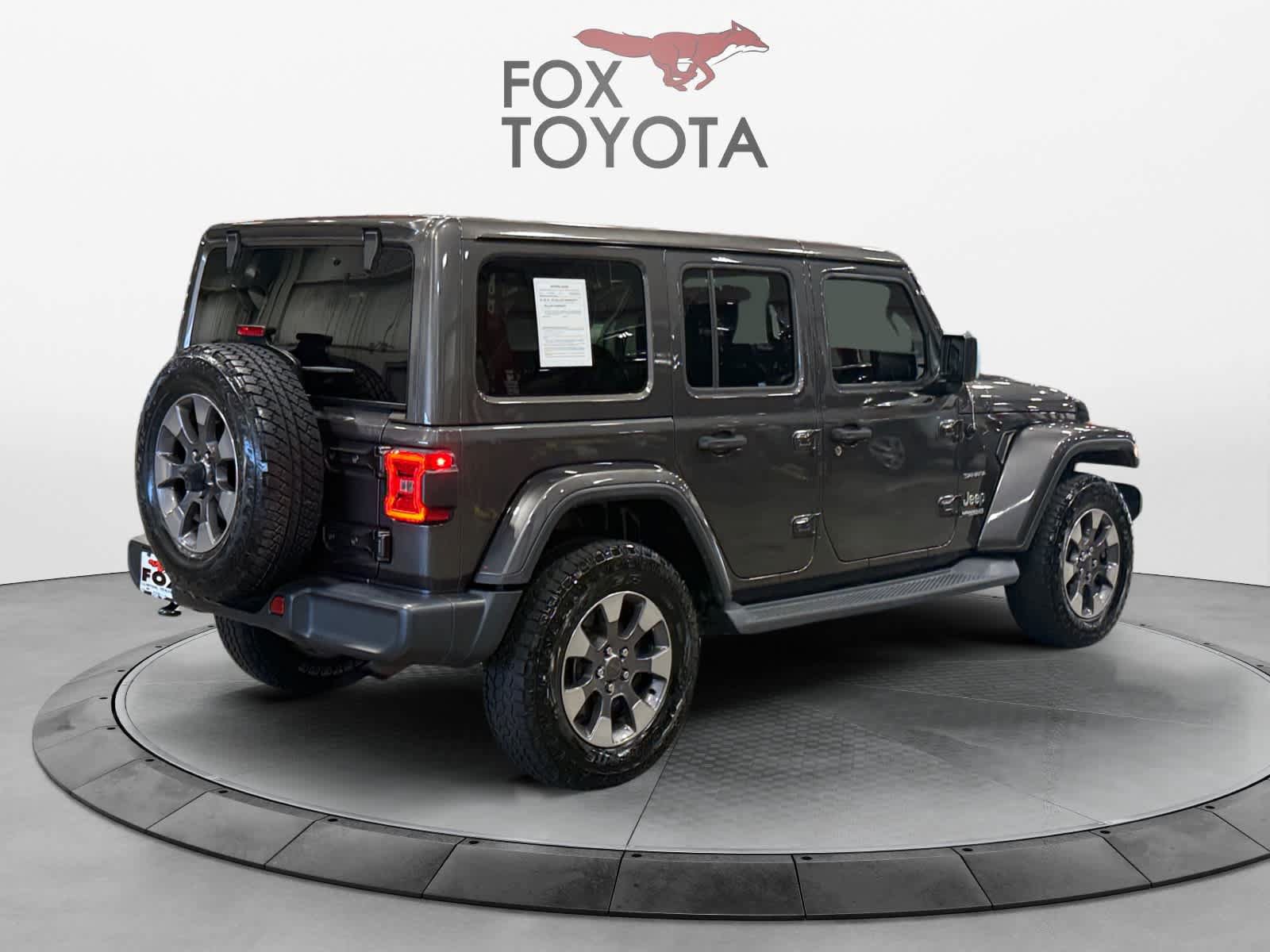 Used 2019 Jeep Wrangler Unlimited Sahara AWD/4WD image 6