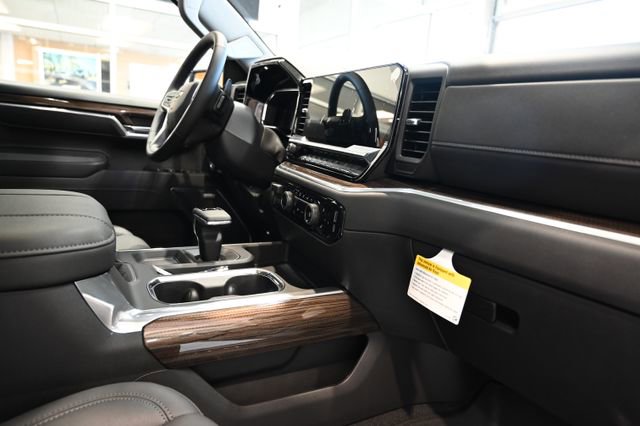 New 2026 Chevrolet Silverado 1500 LT Trail Boss w/ LT Trail Boss Premium Package AWD/4WD image 14