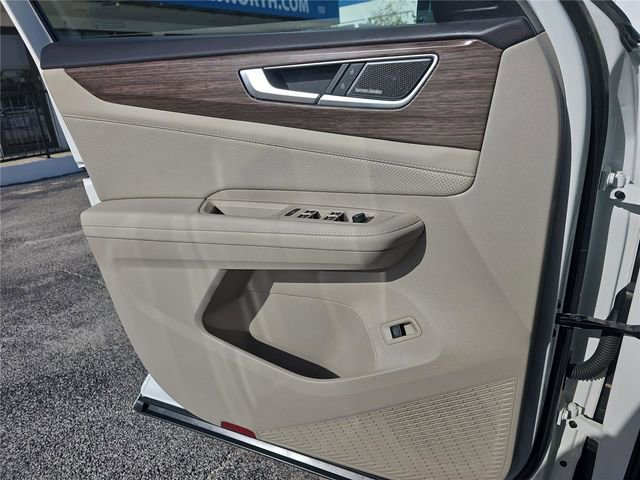 Used 2025 Volkswagen Atlas SEL Premium R-Line AWD/4WD image 20