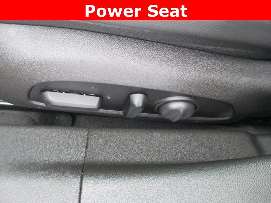 Used 2019 Buick LaCrosse Essence w/ Sights and Sounds Package image 22