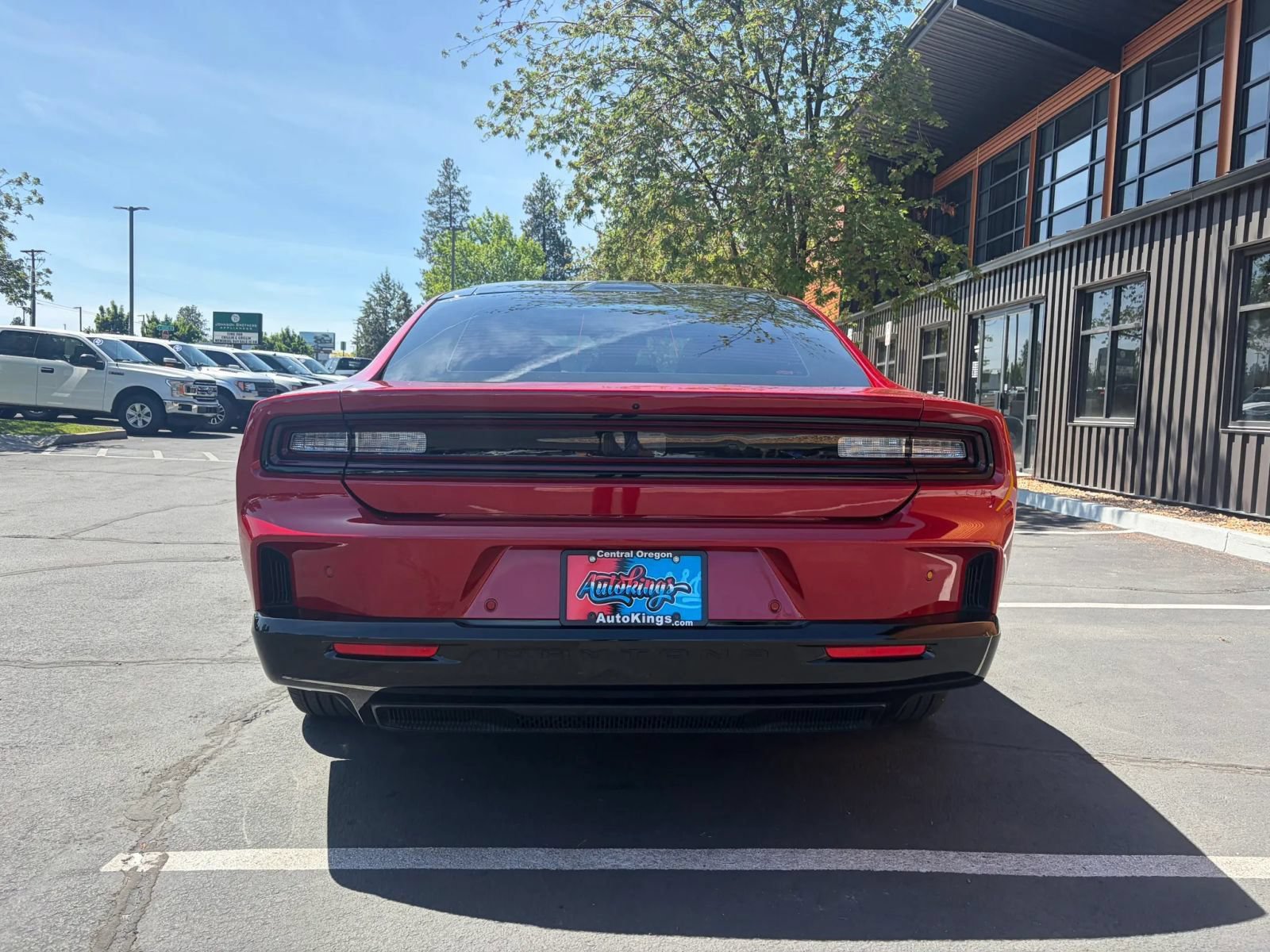 Used 2025 Dodge Charger Daytona R/T w/ Plus Group AWD/4WD image 4