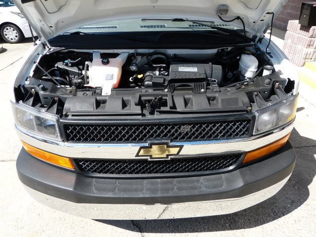 Used 2019 Chevrolet Express 3500 LT w/ LT Preferred Equipment Group RWD image 9