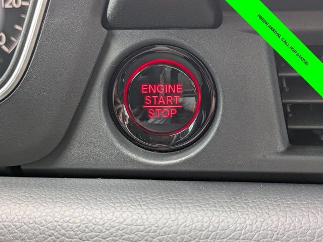 Used 2025 Honda Pilot Touring image 27