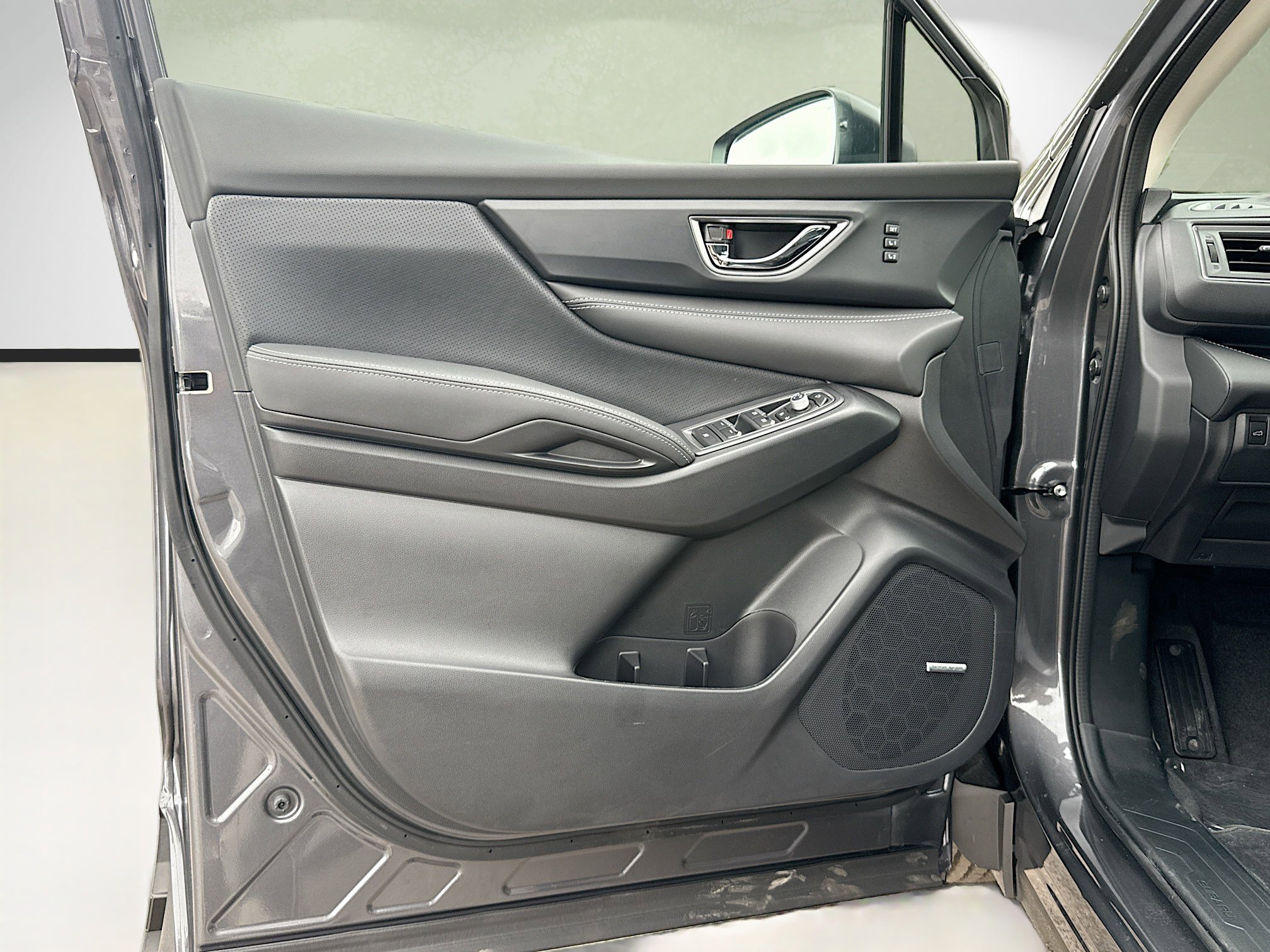 New 2026 Subaru Ascent Limited AWD/4WD image 23