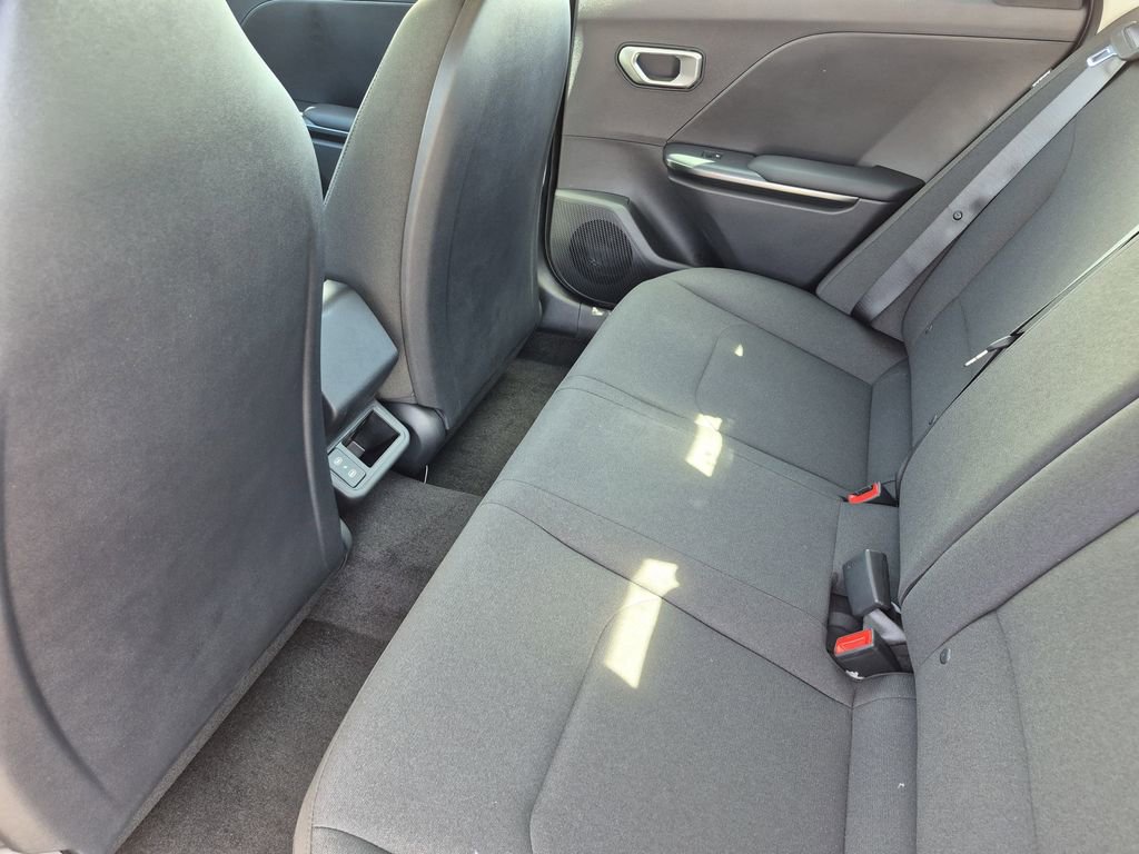 New 2026 Kia K4 LXS image 12