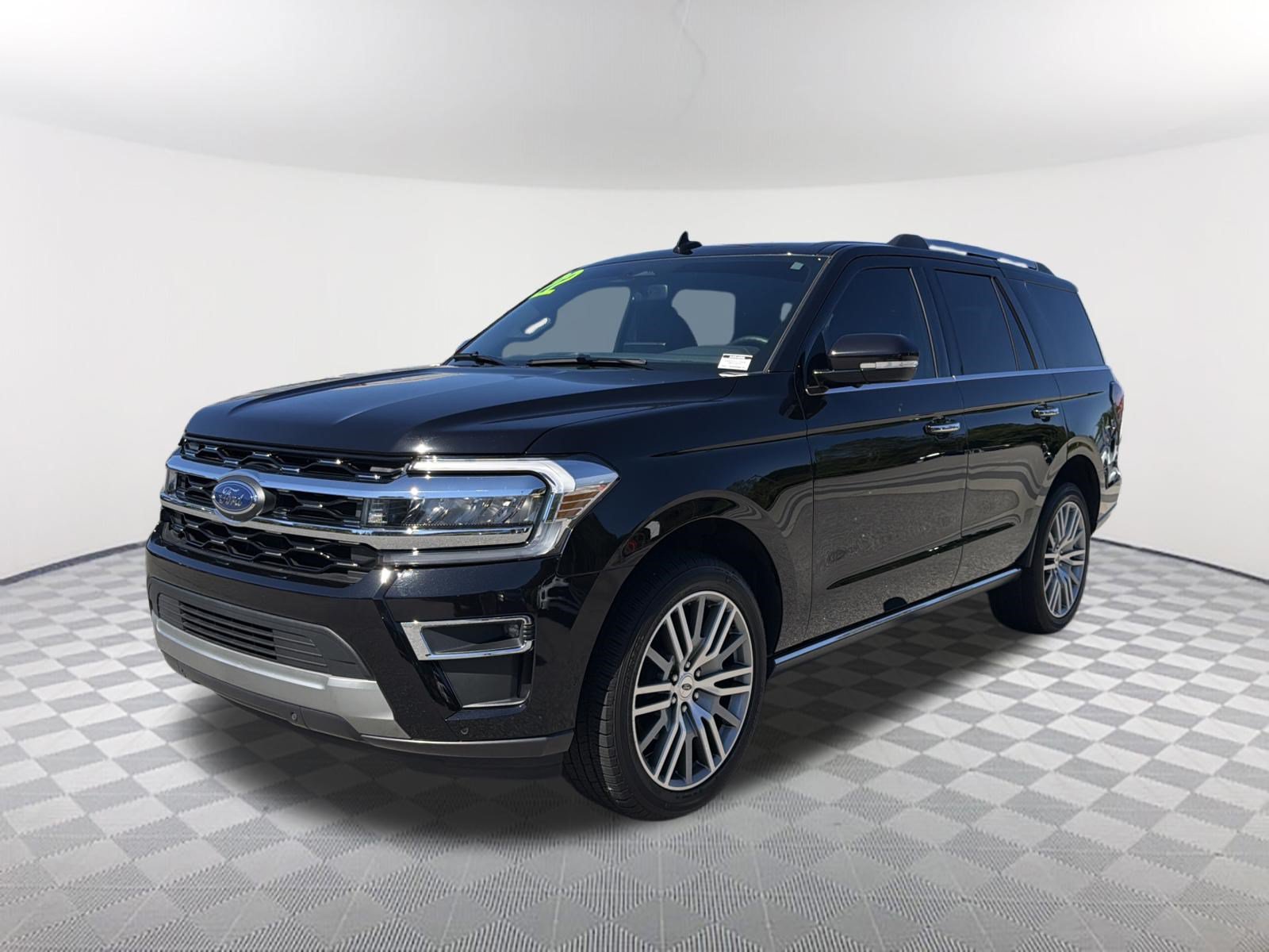Used 2022 Ford Expedition Limited RWD image 3