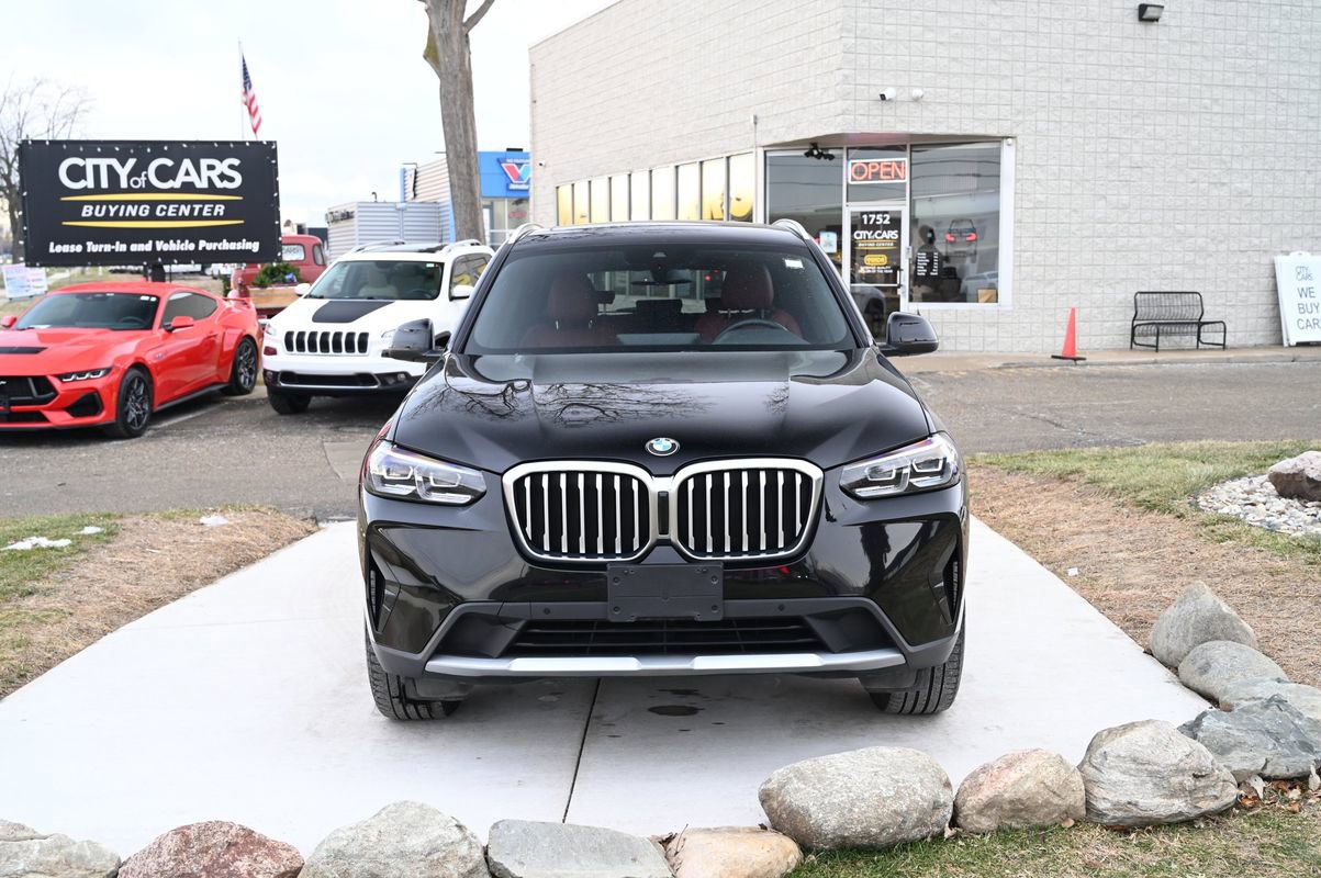 Used 2022 BMW X3 xDrive30i image 2