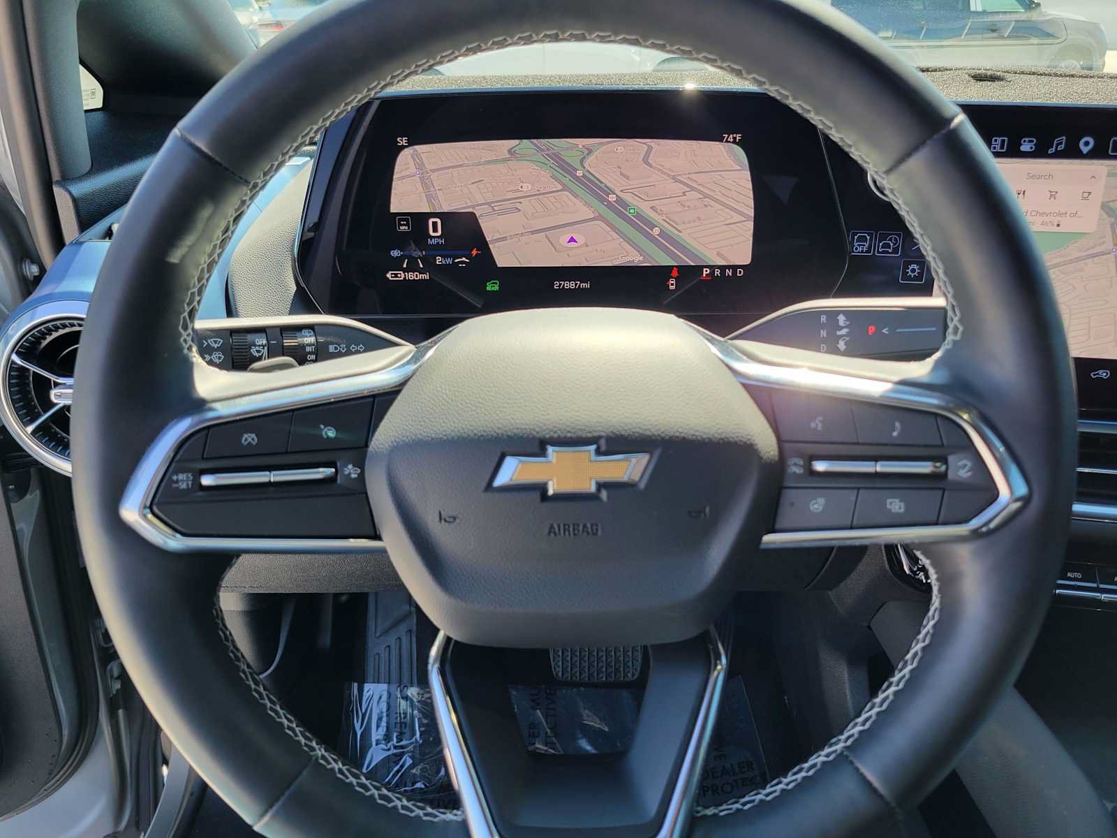Used 2024 Chevrolet Equinox EV LT FWD image 23