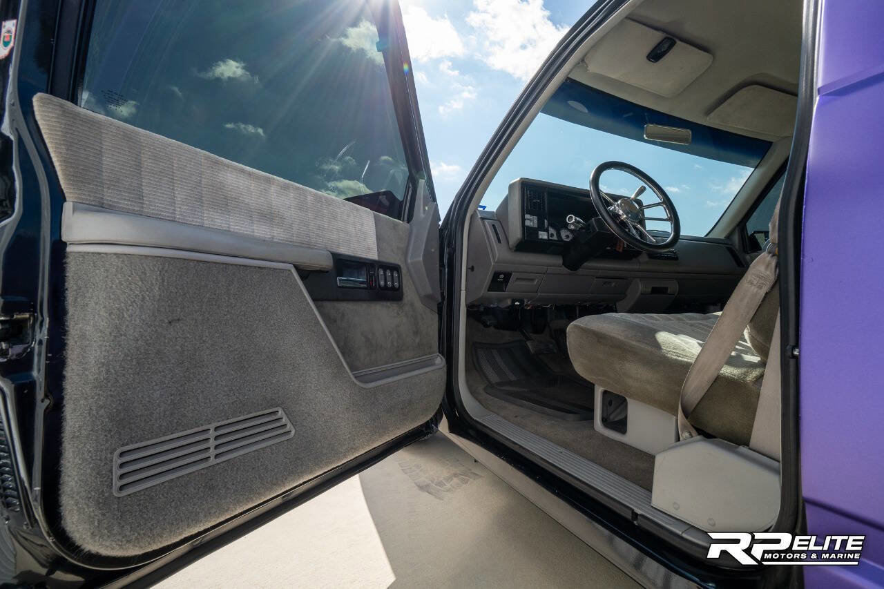 Used 1994 Chevrolet Silverado 1500 2WD Regular Cab image 43