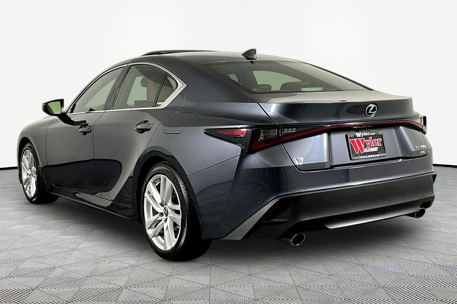 Used 2021 Lexus IS 300 AWD w/ Comfort Package image 4