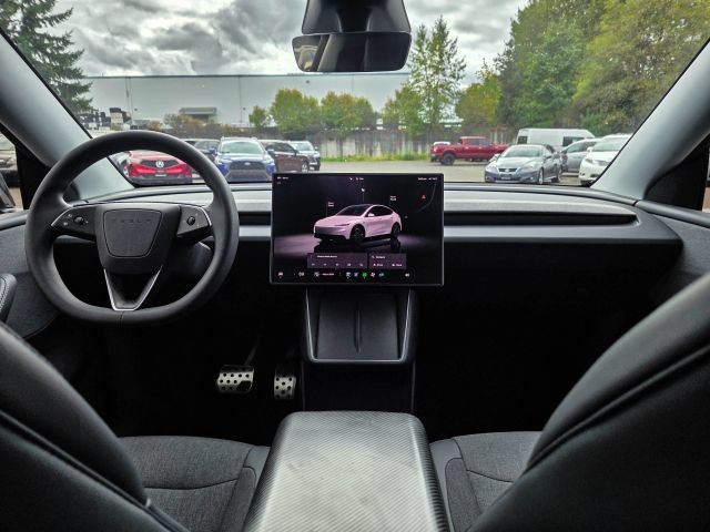 Used 2026 Tesla Model Y AWD image 42