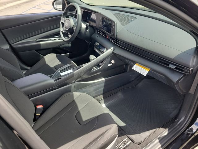 New 2026 Hyundai Elantra Sport FWD image 20