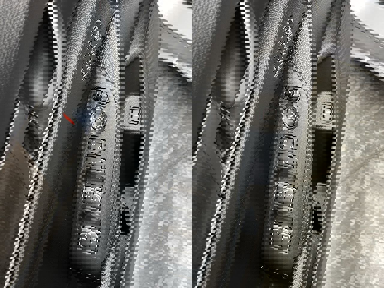 Used 2018 Honda Accord EX-L image 8