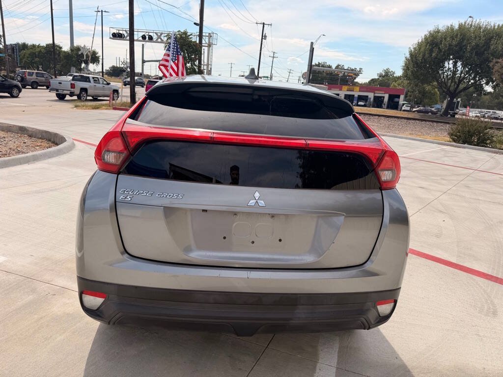 Used 2020 Mitsubishi Eclipse Cross ES FWD image 4