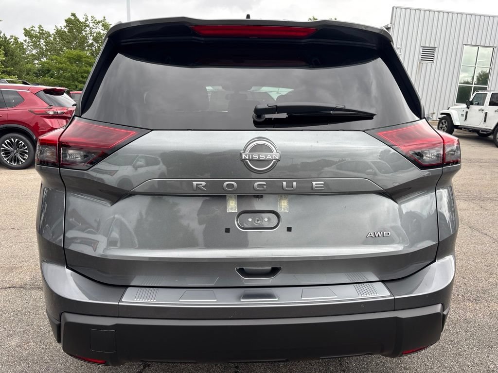 New 2026 Nissan Rogue SV w/ Cold Weather Package AWD/4WD image 7