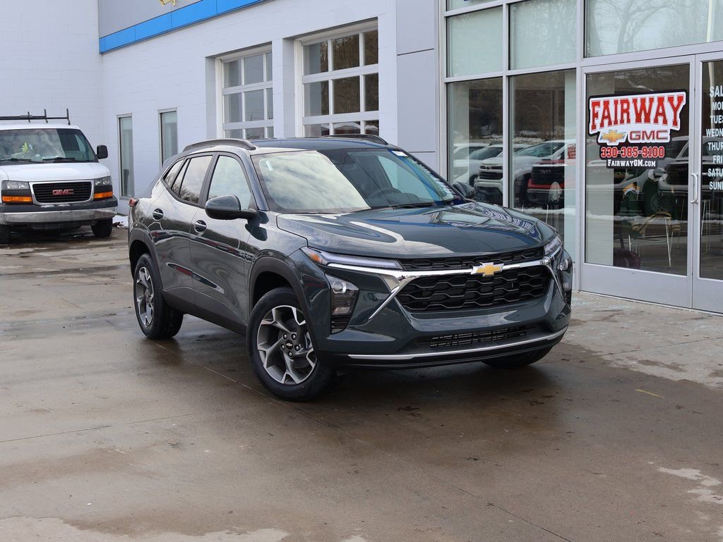 New 2026 Chevrolet Trax LT w/ Driver Confidence Package image 33