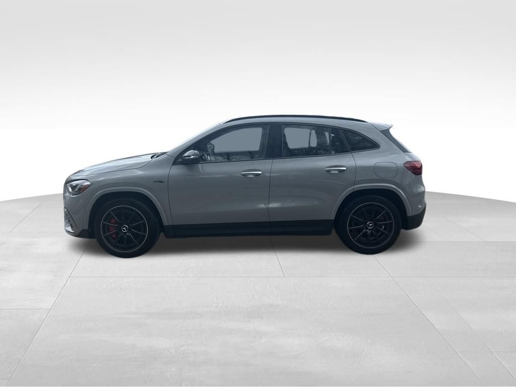 New 2026 Mercedes-Benz GLA 35 AMG 4MATIC image 2