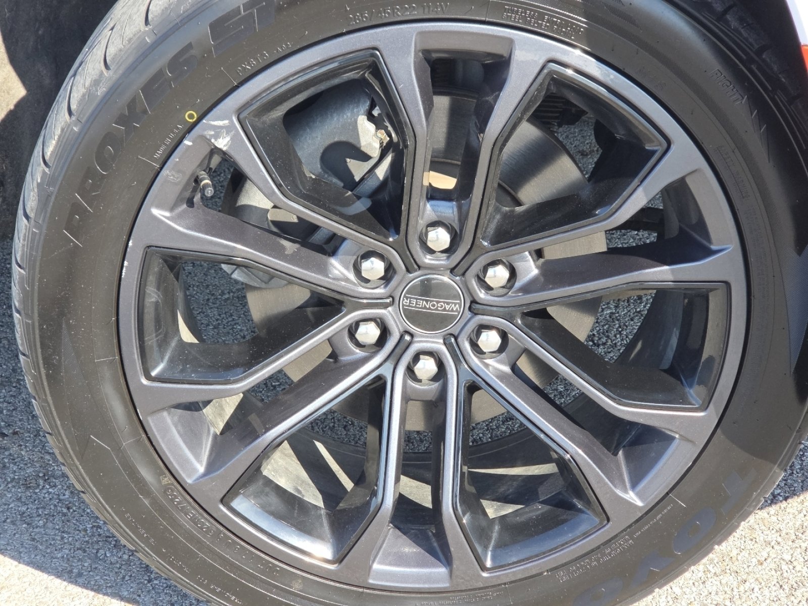 Used 2024 Jeep Grand Wagoneer L Series II w/ Quick Order Packagew 28T image 11