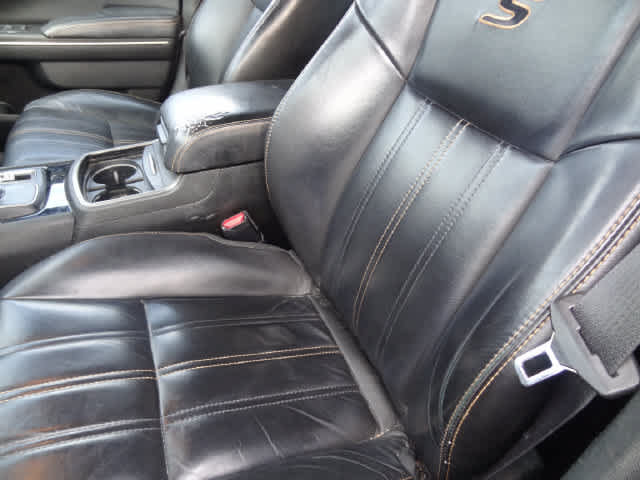 Used 2019 Chrysler 300 S w/ 300S Alloy Package RWD image 5