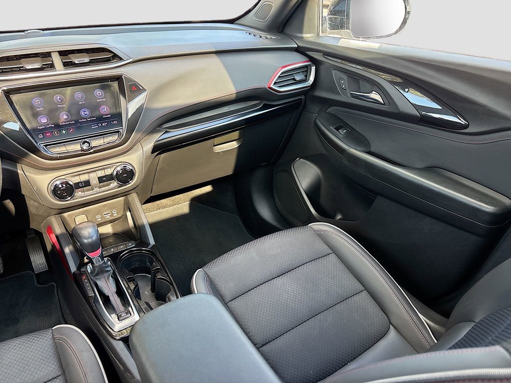 Used 2022 Chevrolet TrailBlazer RS w/ Sun and Liftgate Package image 23