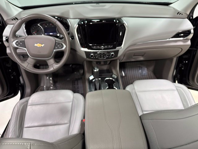 Used 2020 Chevrolet Traverse LT AWD/4WD image 2