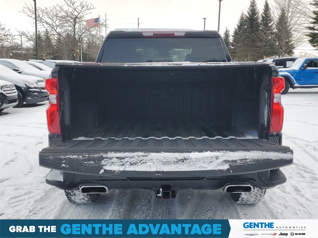 Used 2024 Chevrolet Silverado 1500 RST w/ Z71 Off-Road Package image 7