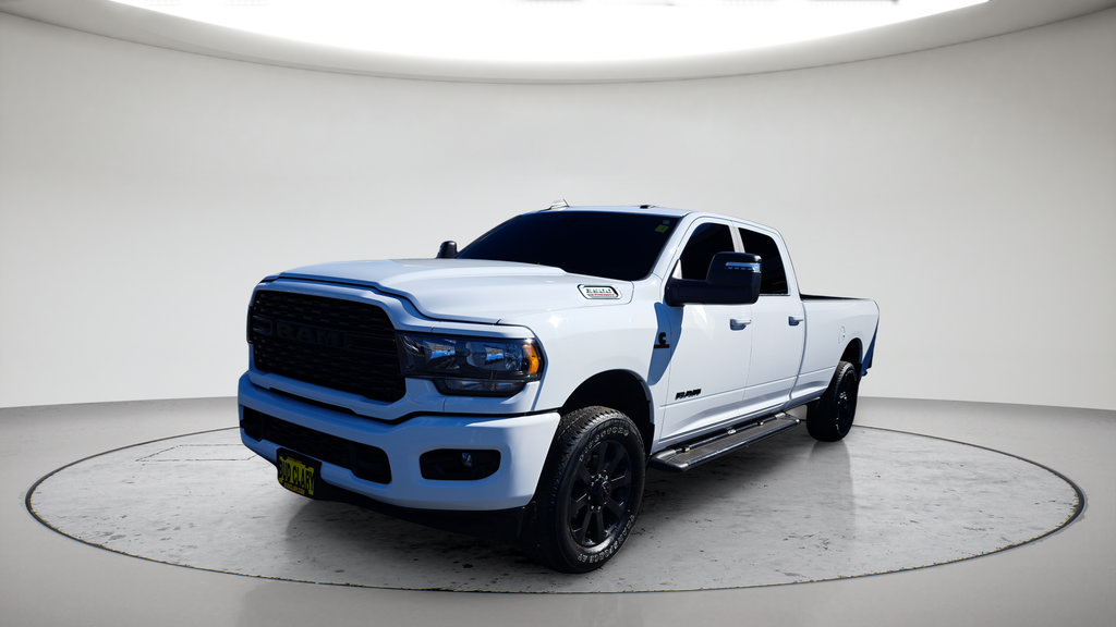 Used 2023 RAM 3500 Big Horn w/ Night Edition AWD/4WD image 7