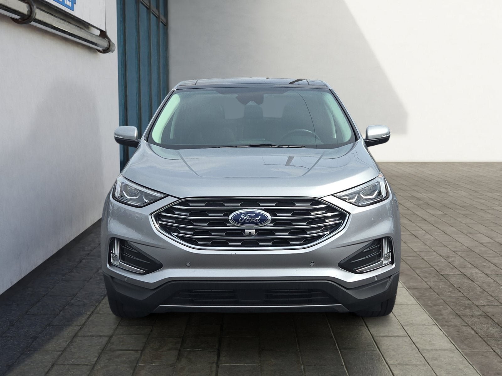 Used 2024 Ford Edge Titanium w/ Equipment Group 301A AWD/4WD image 8