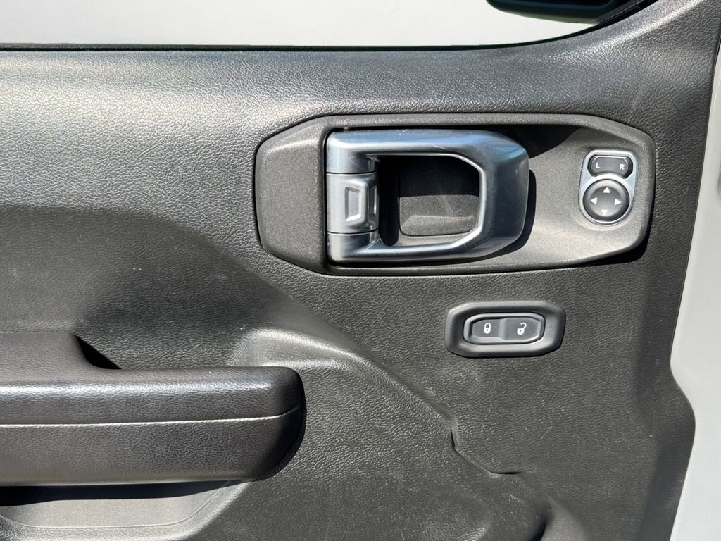 Used 2020 Jeep Wrangler Unlimited Sport image 23