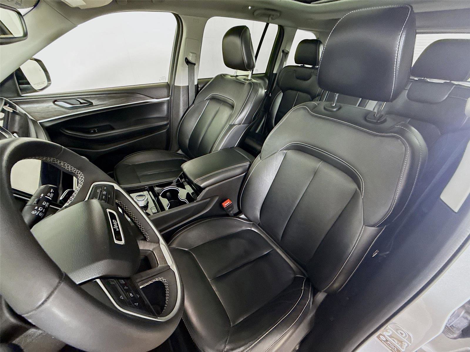 Used 2022 Jeep Grand Cherokee Limited 4xe image 5