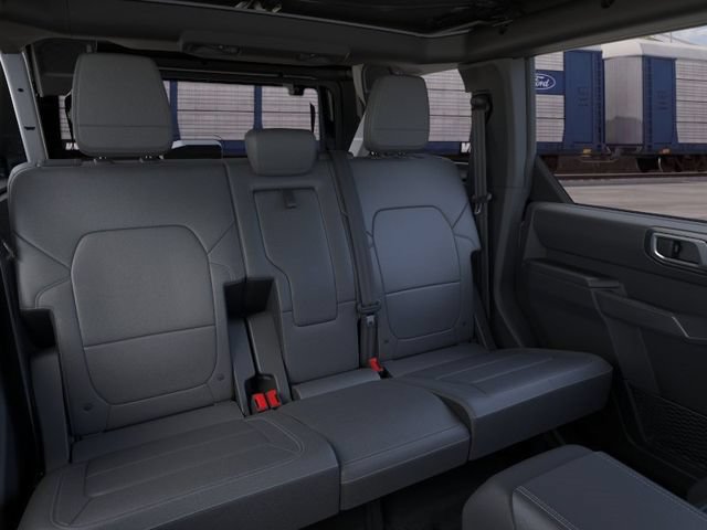 New 2026 Ford Bronco Outer Banks AWD/4WD image 11