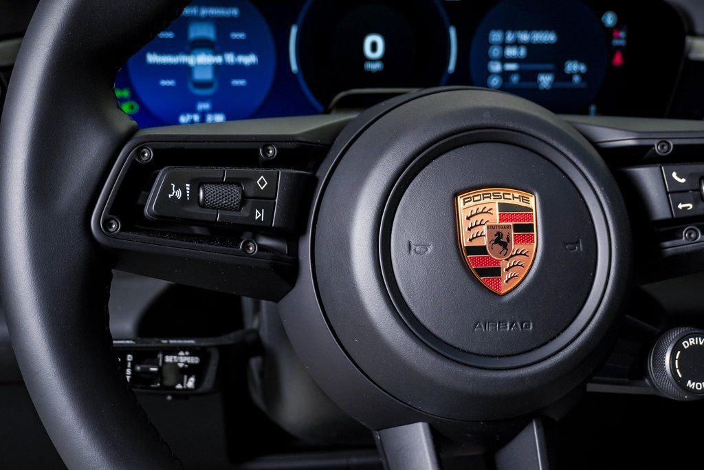 New 2026 Porsche Macan 4 Electric image 20