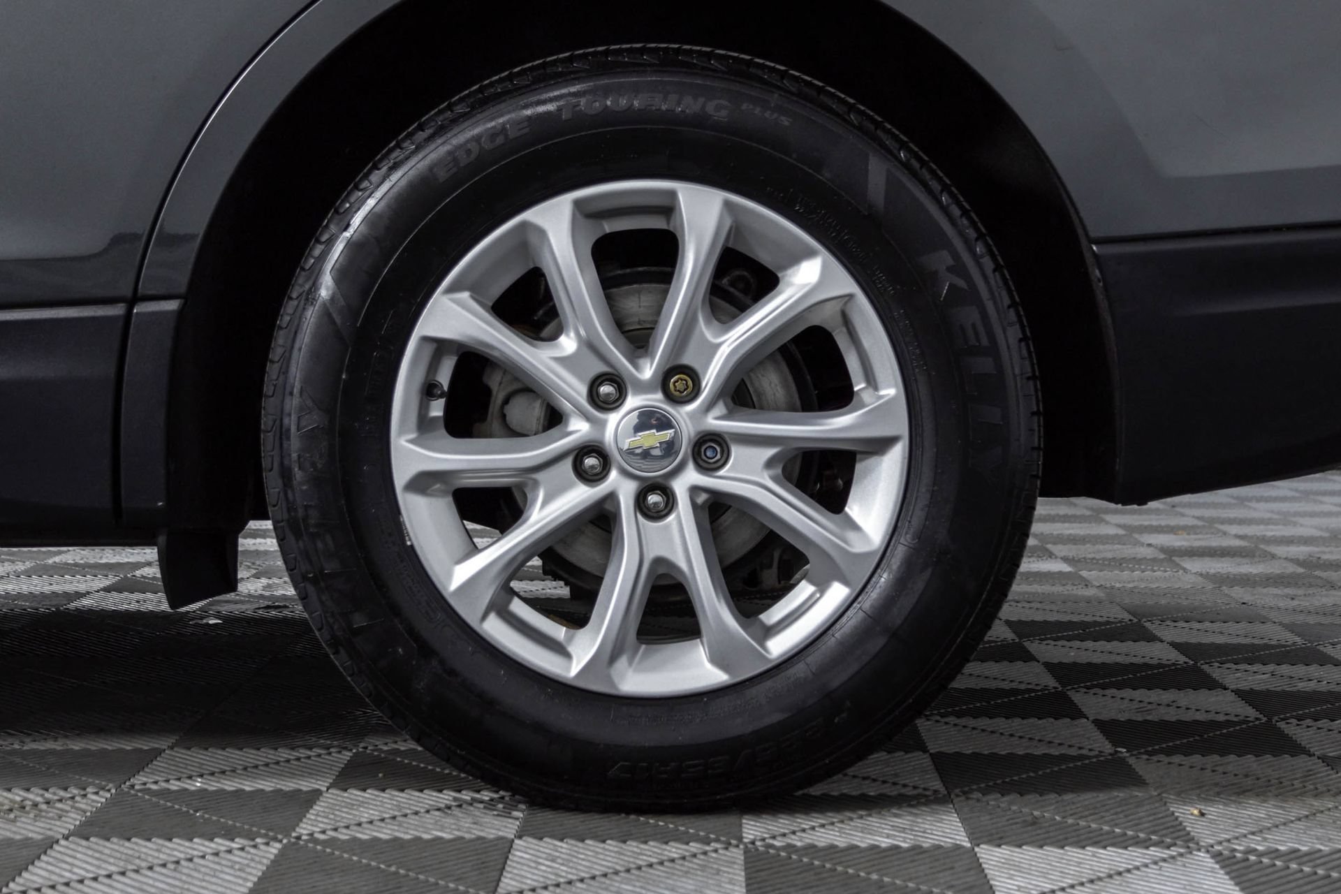 Used 2019 Chevrolet Equinox LT FWD image 45