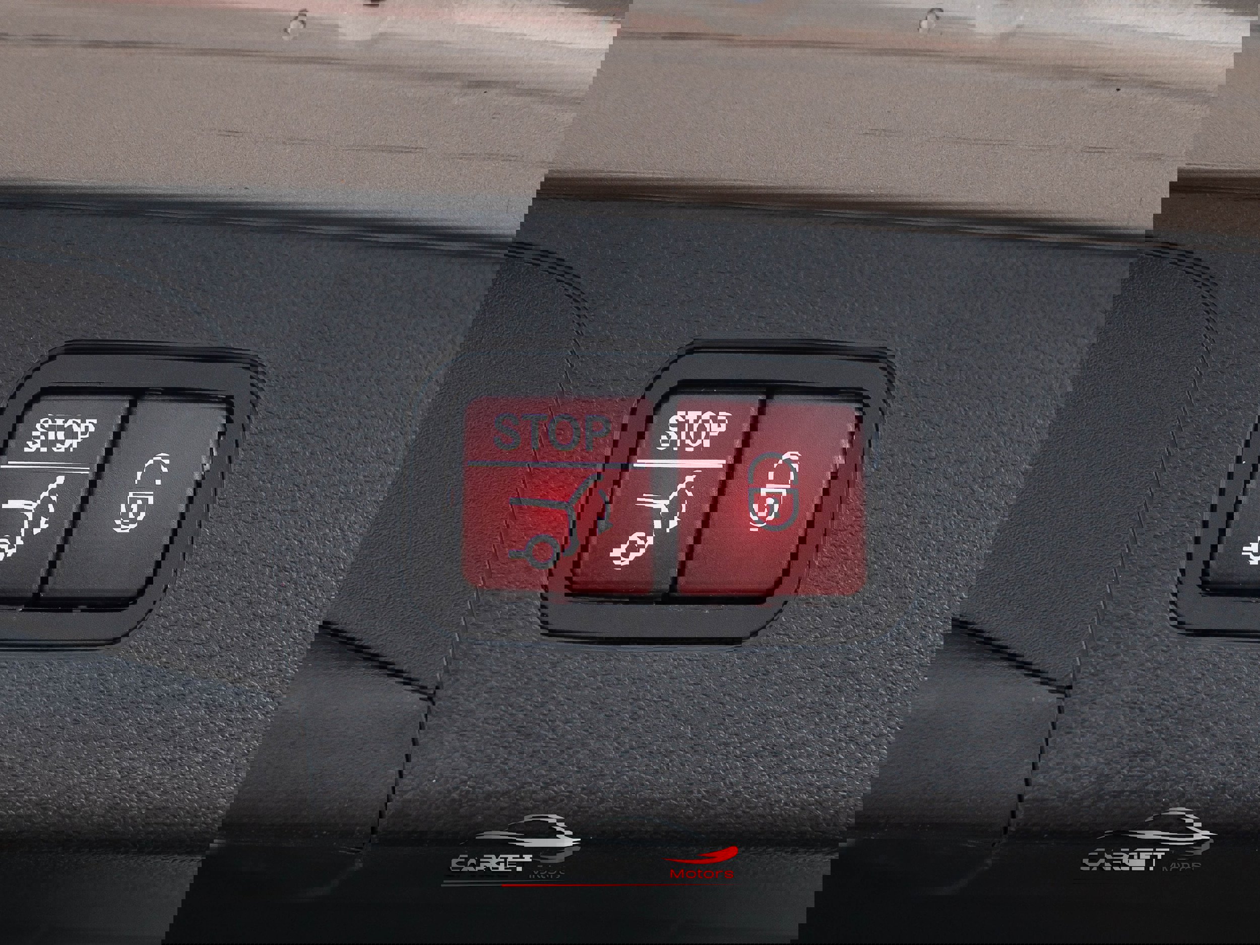 Used 2019 Mercedes-Benz GLC 300 4MATIC image 48