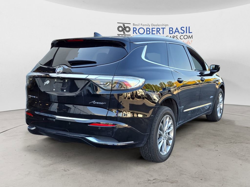 Used 2024 Buick Enclave Avenir w/ Avenir Technology Package image 5