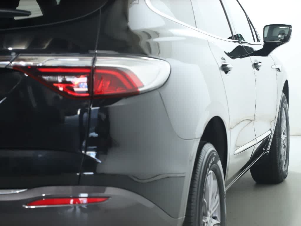 Used 2024 Buick Enclave Essence FWD image 46