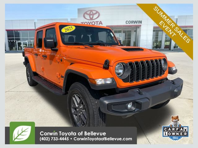 Used 2025 Jeep Gladiator Sport AWD/4WD image 1