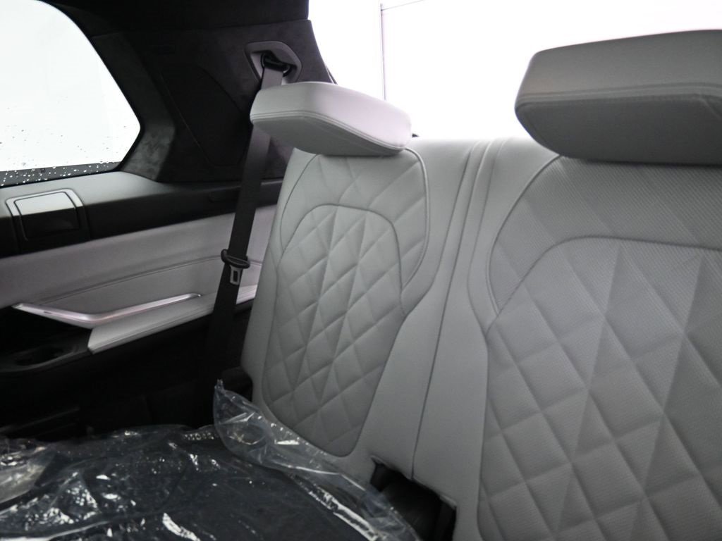 New 2026 BMW X7 xDrive40i image 23