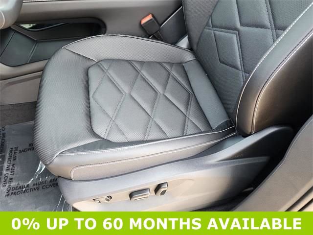 New 2026 Volkswagen Atlas SE image 14