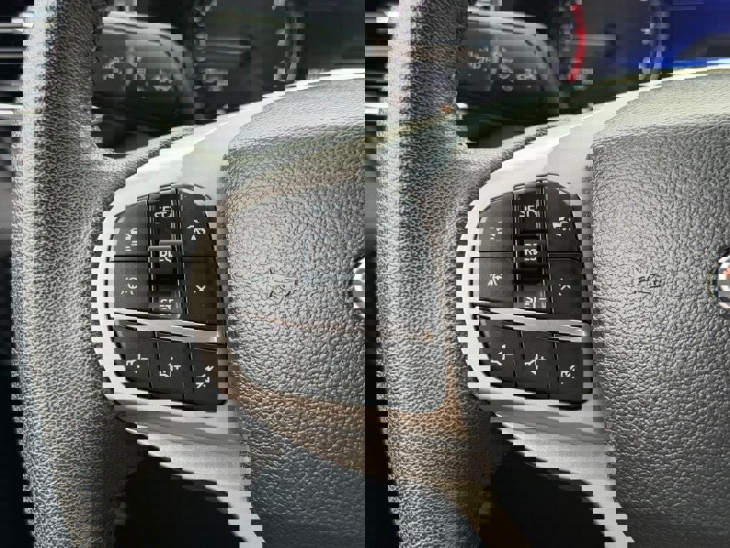 Certified 2022 Ford Explorer XLT w/ Equipment Group 202A image 31