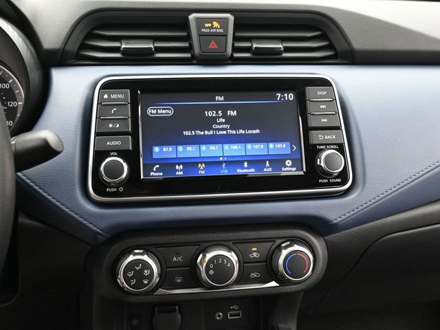 New 2025 Nissan Versa SV w/ Trunk Package FWD image 21