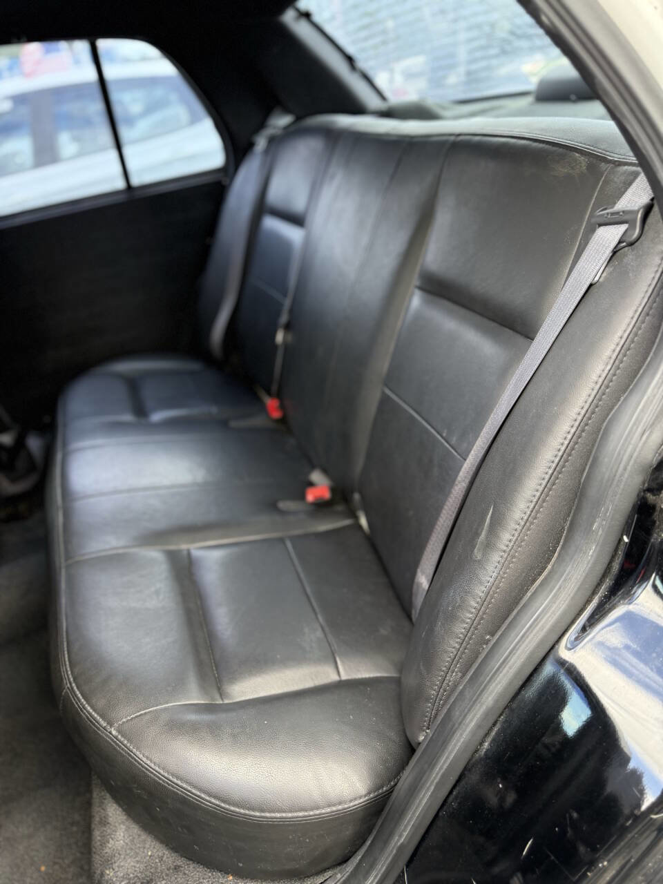 Used 2009 Ford Crown Victoria Police Interceptor RWD image 12