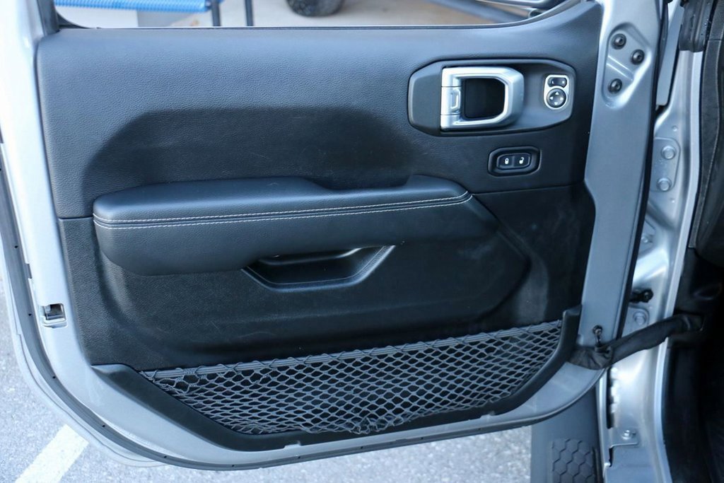 Used 2021 Jeep Wrangler Unlimited Sahara image 14